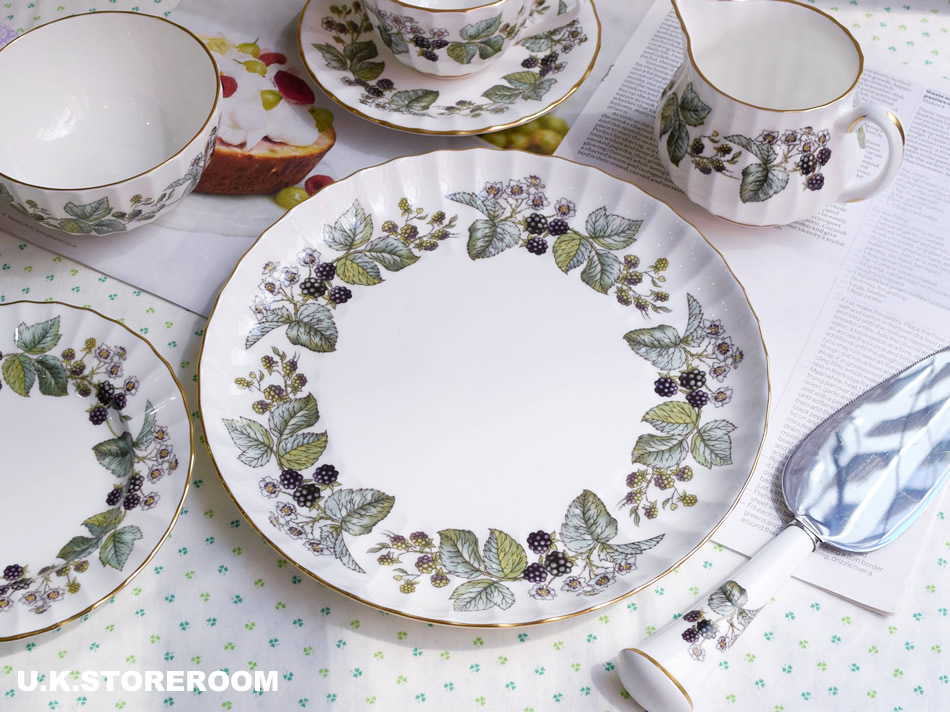 UKストアルームRW093 Royal Worcester ロイヤルウースターラビニア BB