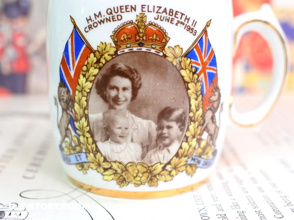 UKストアルームCO142 Salisbury ソールズベリー エリザベス女王 コロ