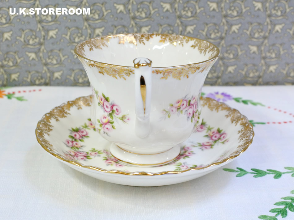 UKストアルームRA271 Royal Albert ロイヤルアルバート ディミティ