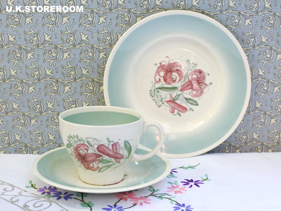 UKストアルーム SC745 Susie Cooper スージークーパー タイガーリリー