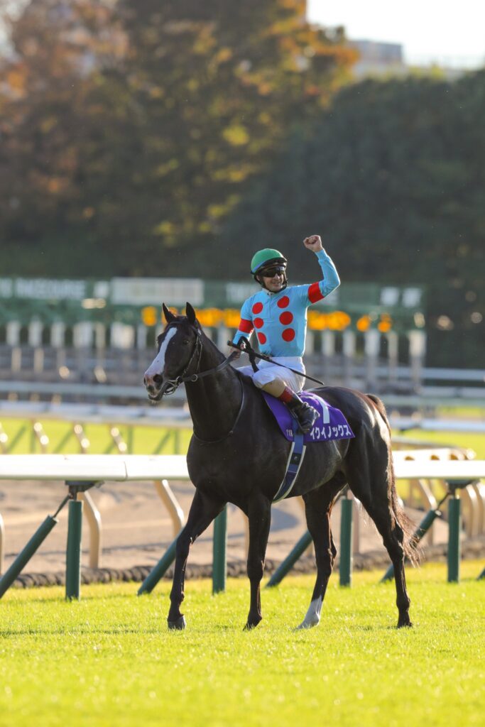 重賞回顧］府中に轟く1分55秒2の衝撃。タイムでも世界最強を証明した