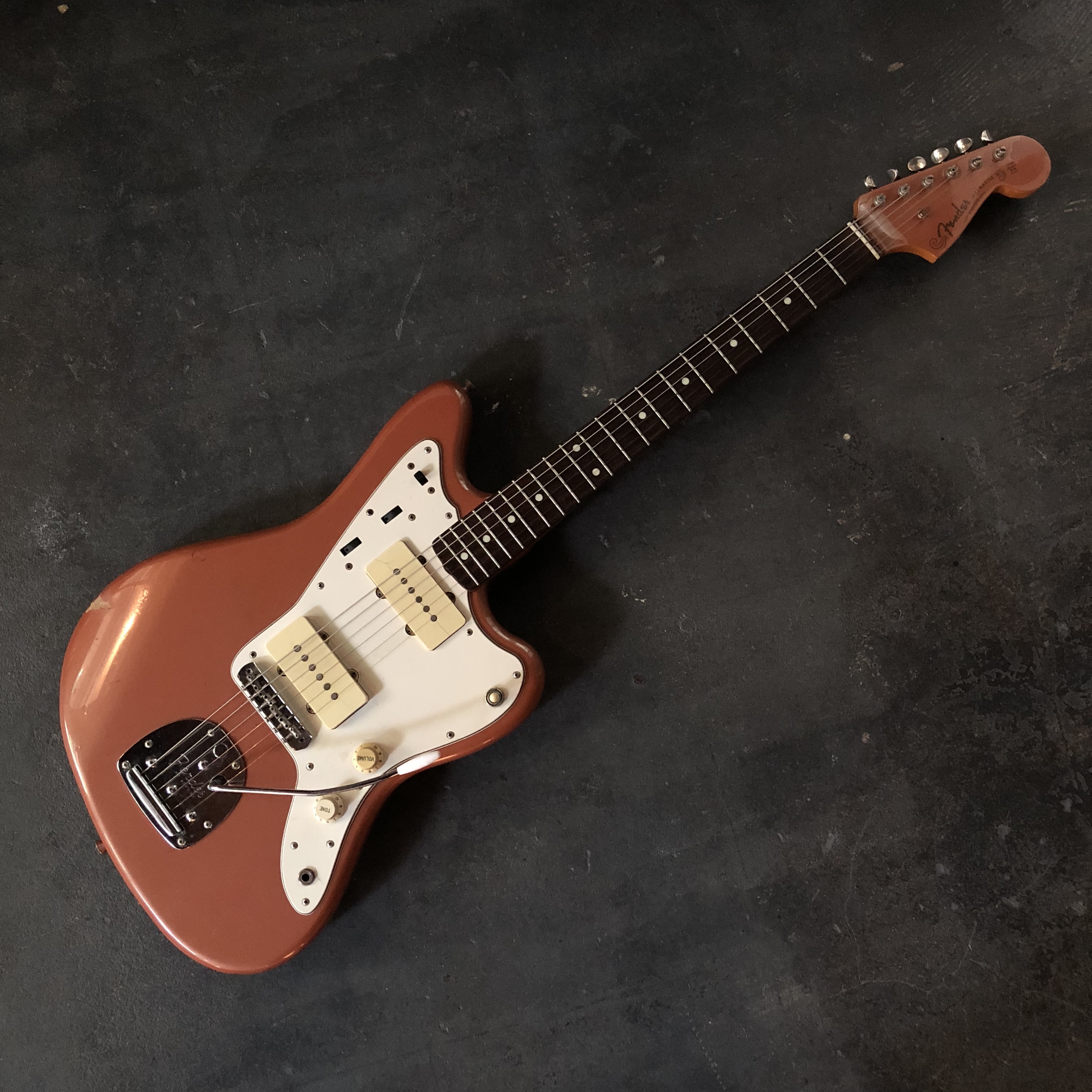 SOLD】Fender Japan JM-66 BURGANDY MIST 2006-08 | UNTAKE GUITARS