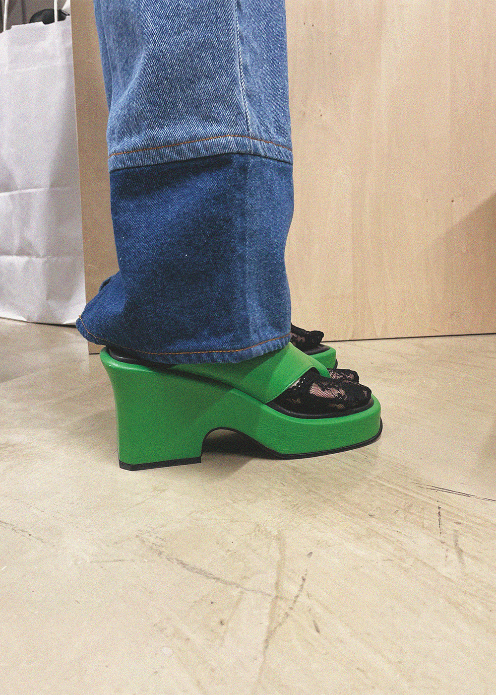 Beni/Green｜UNTISHOLD | アンチショルドの公式オンラインストア