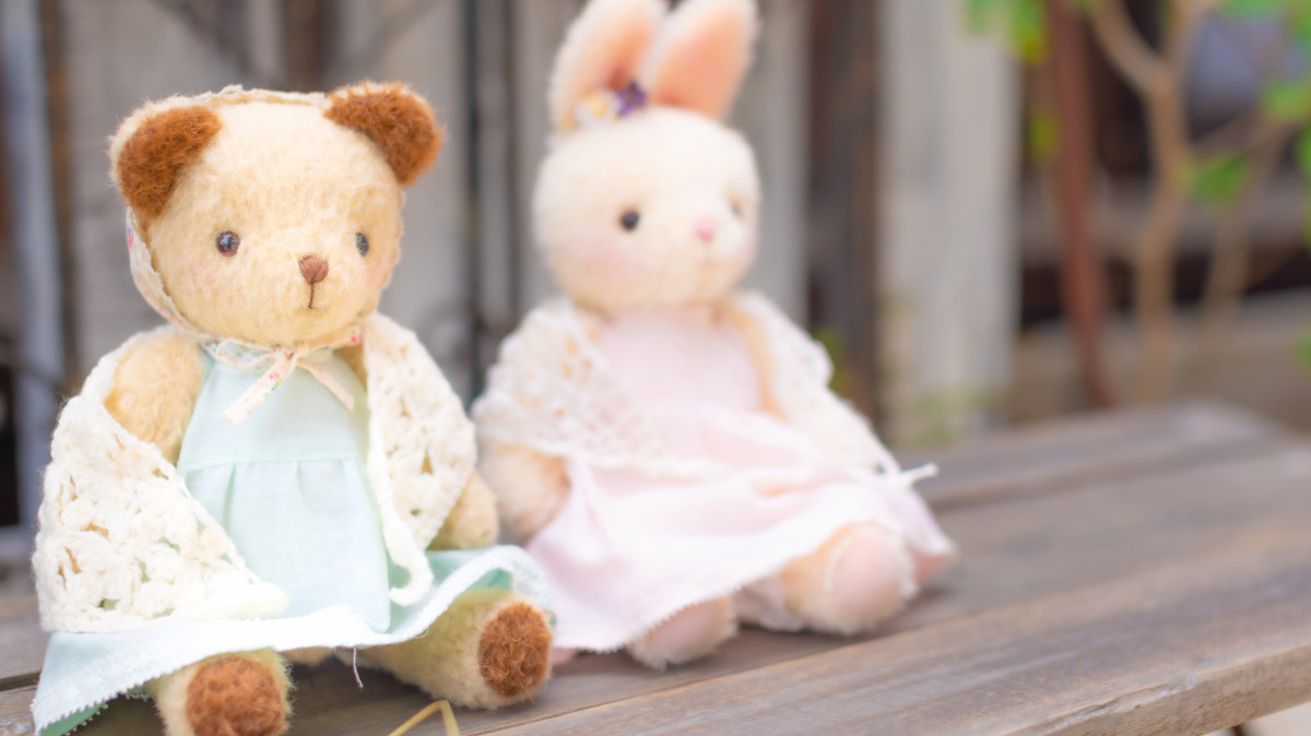 About Me - うさぎとねこ