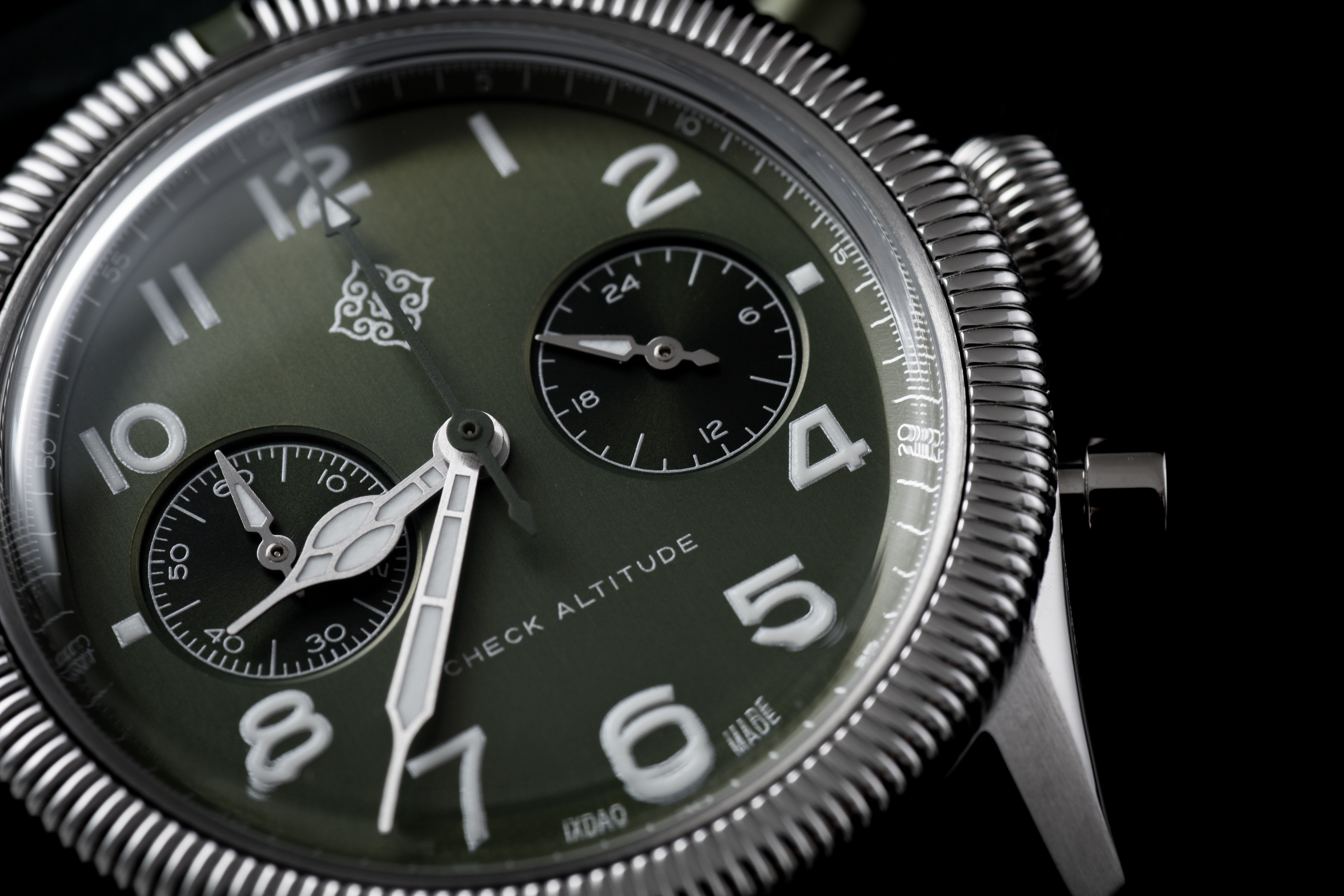 IX&DAO Men's Formal Quartz Watch Imported Sapphire Glass Stainless