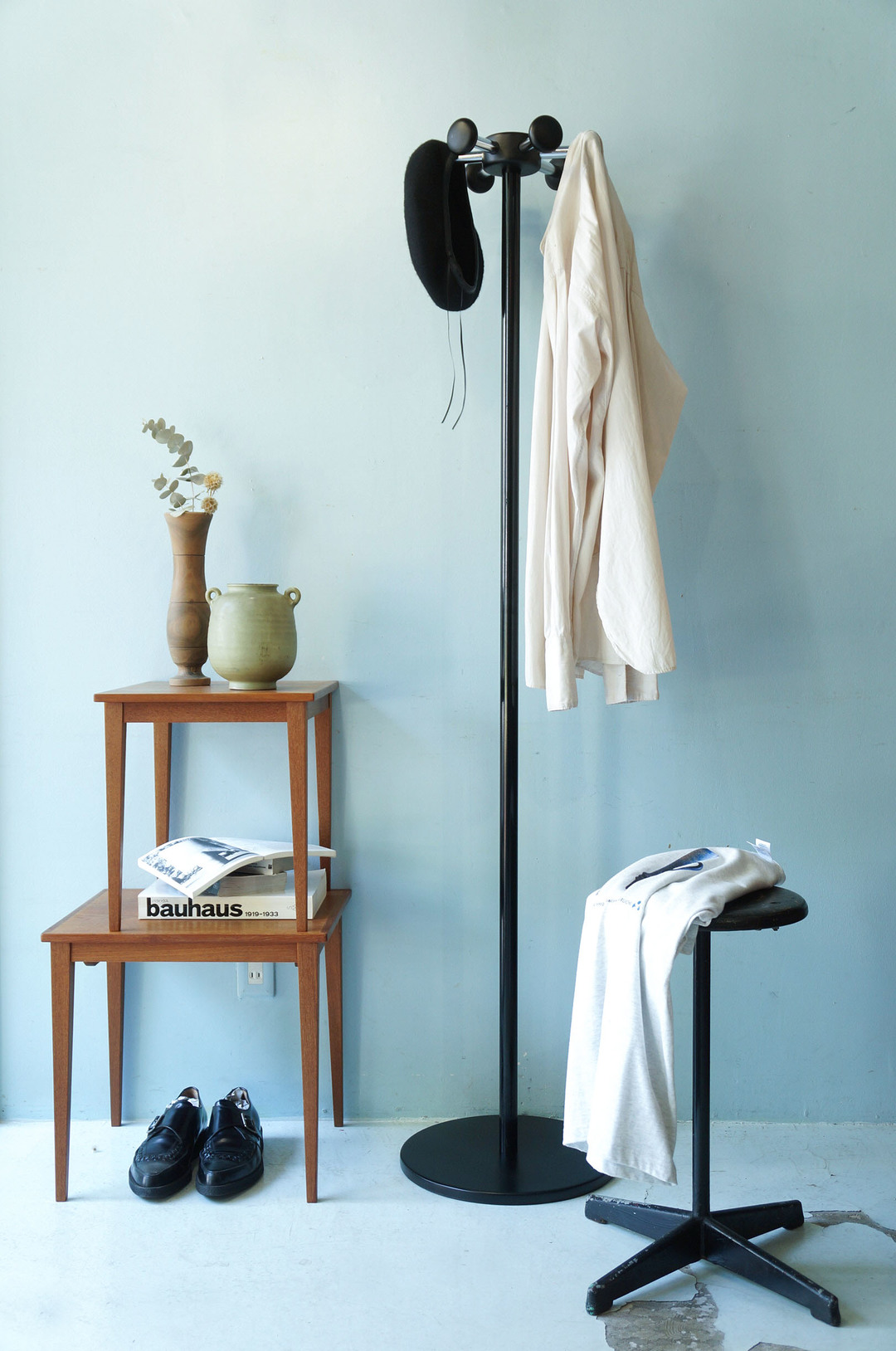 ポールハンガー ハンガーラック シンプルモダン デザイン インテリア