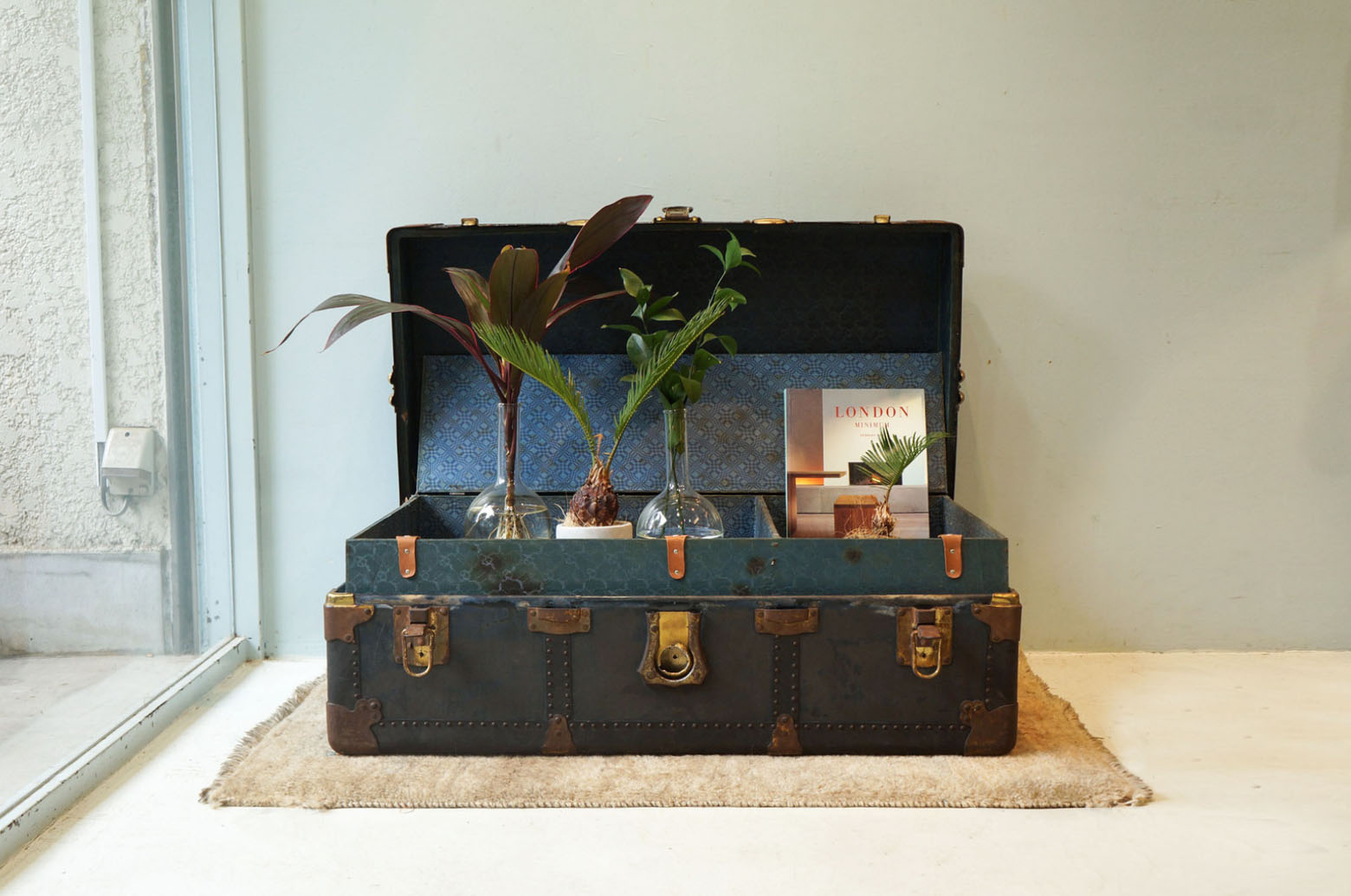 アメリカ アンティーク スチーマートランク スーツケース ディスプレイ