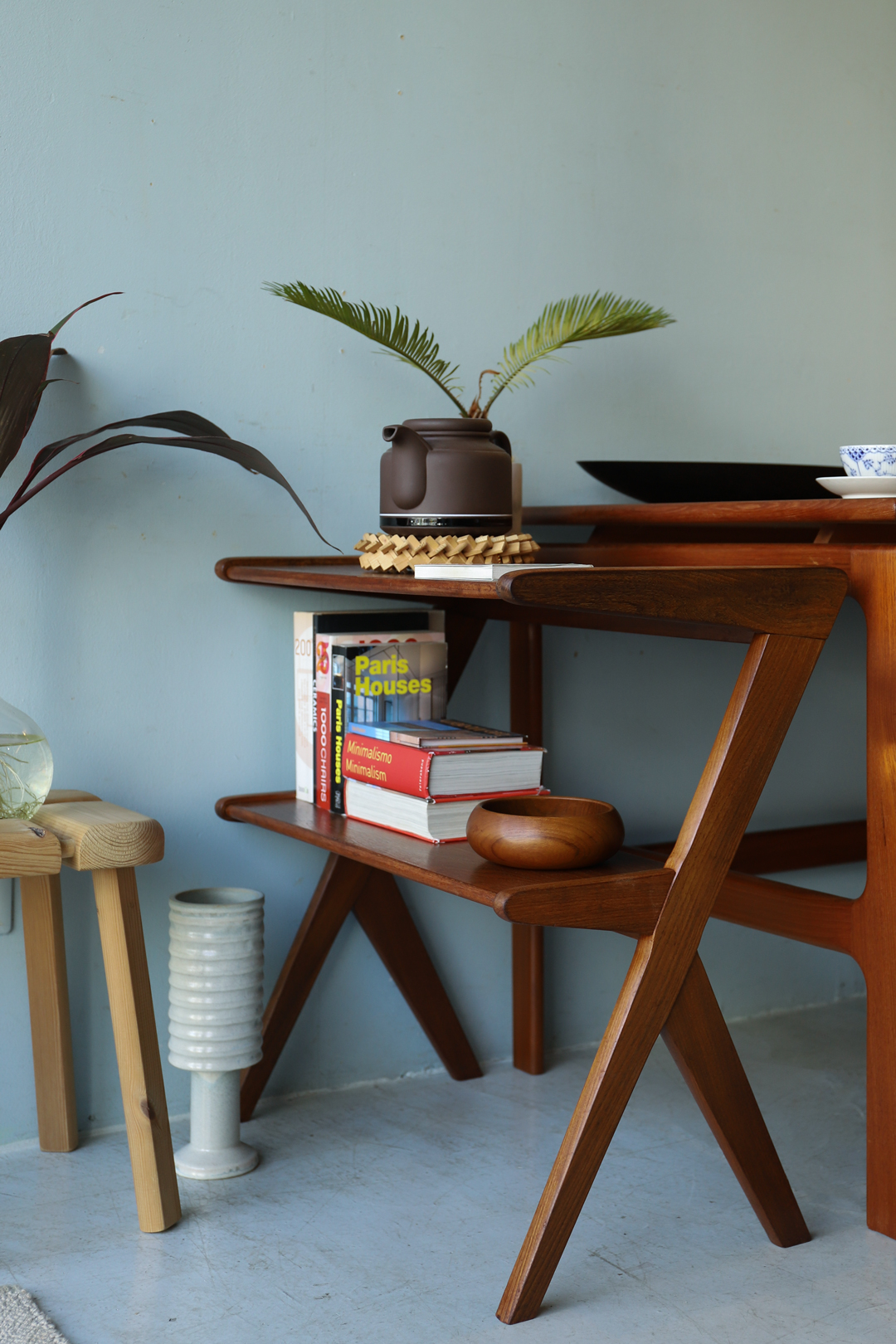 イギリスヴィンテージ サイドテーブル チーク材 ミッドセンチュリー