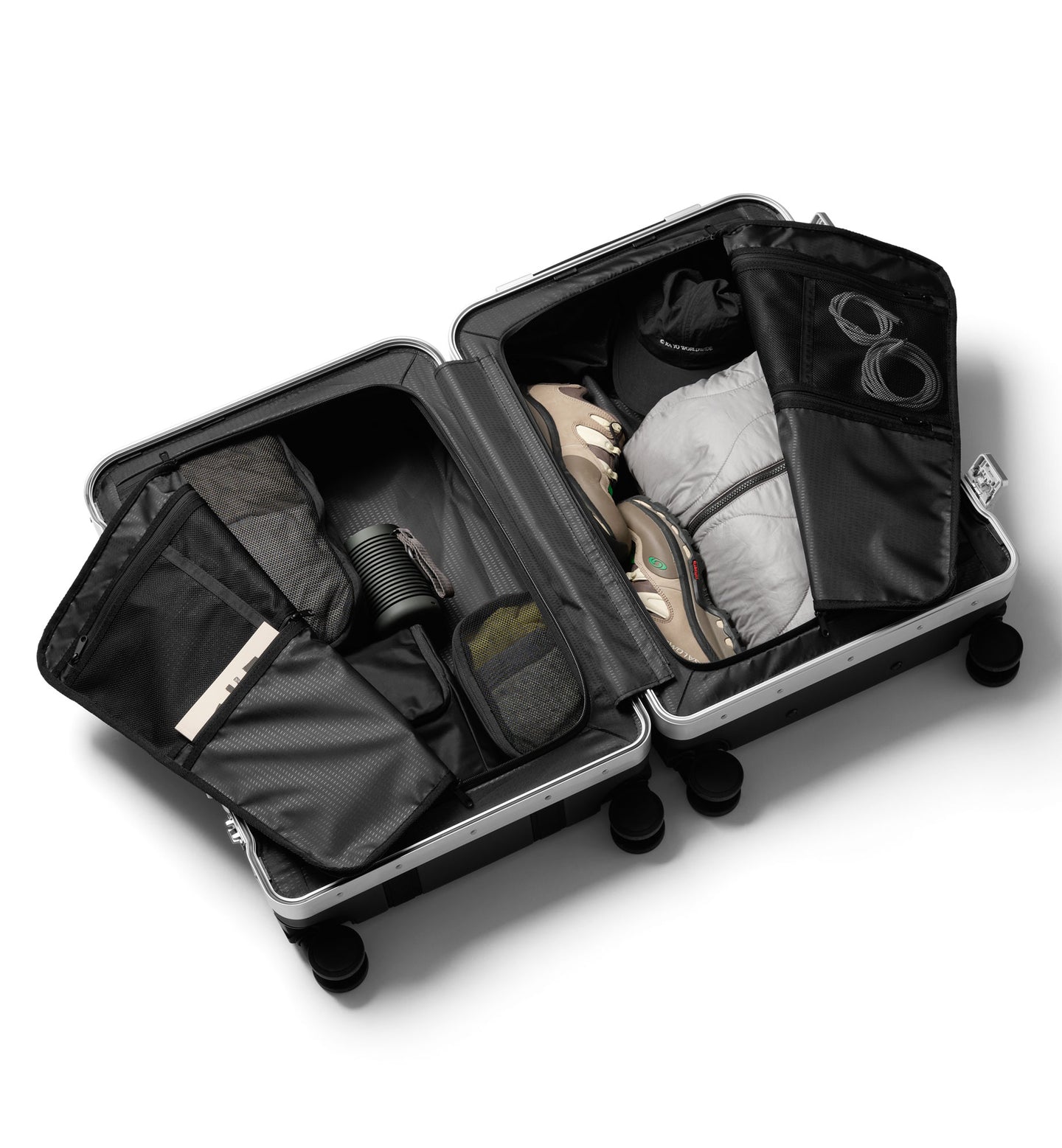 Ramverk Pro Check-in Luggage Medium – UPLNDオンラインストア