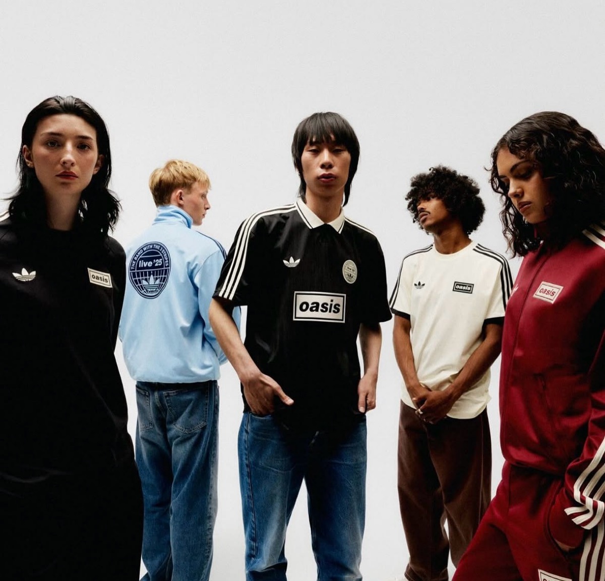 adidas x Oasis LIVE '25 コレクションが国内10月14日に再販。日本限定