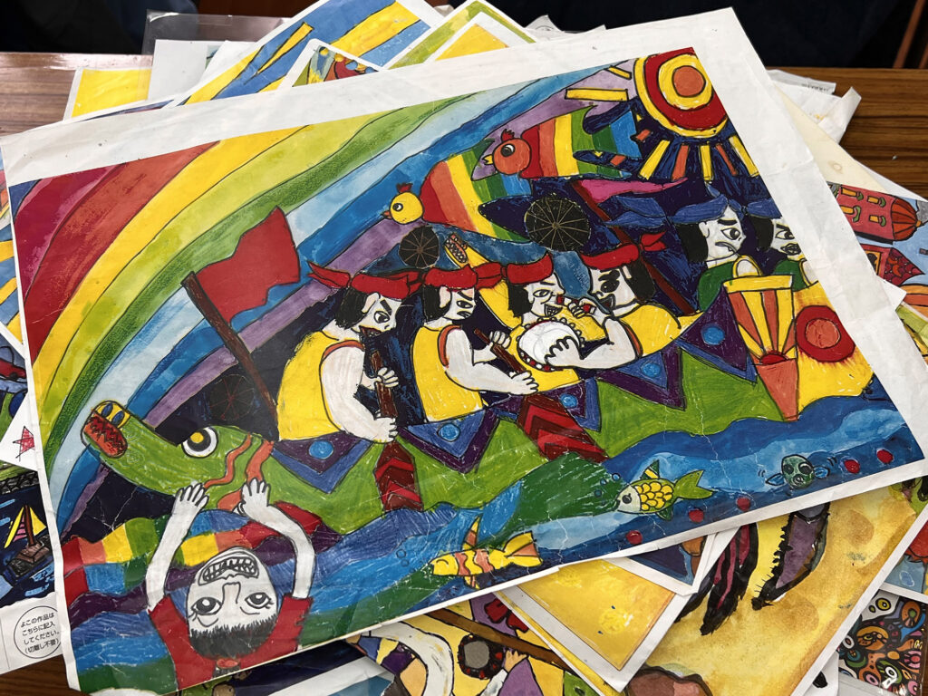 楽しみながら個性を伸ばす『峰 絵画工房』｜那覇市田原 - うるく