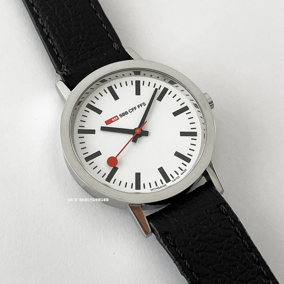 MONDAINE / SWISS RAILWAYS WATCH | UTDESIGN