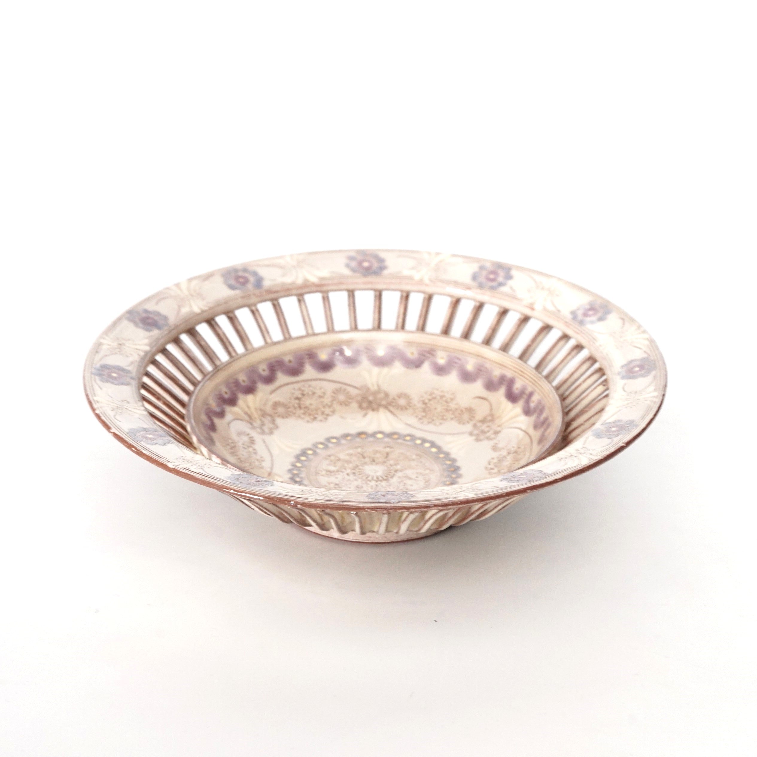 紫三島透鉢 – うつわ御結