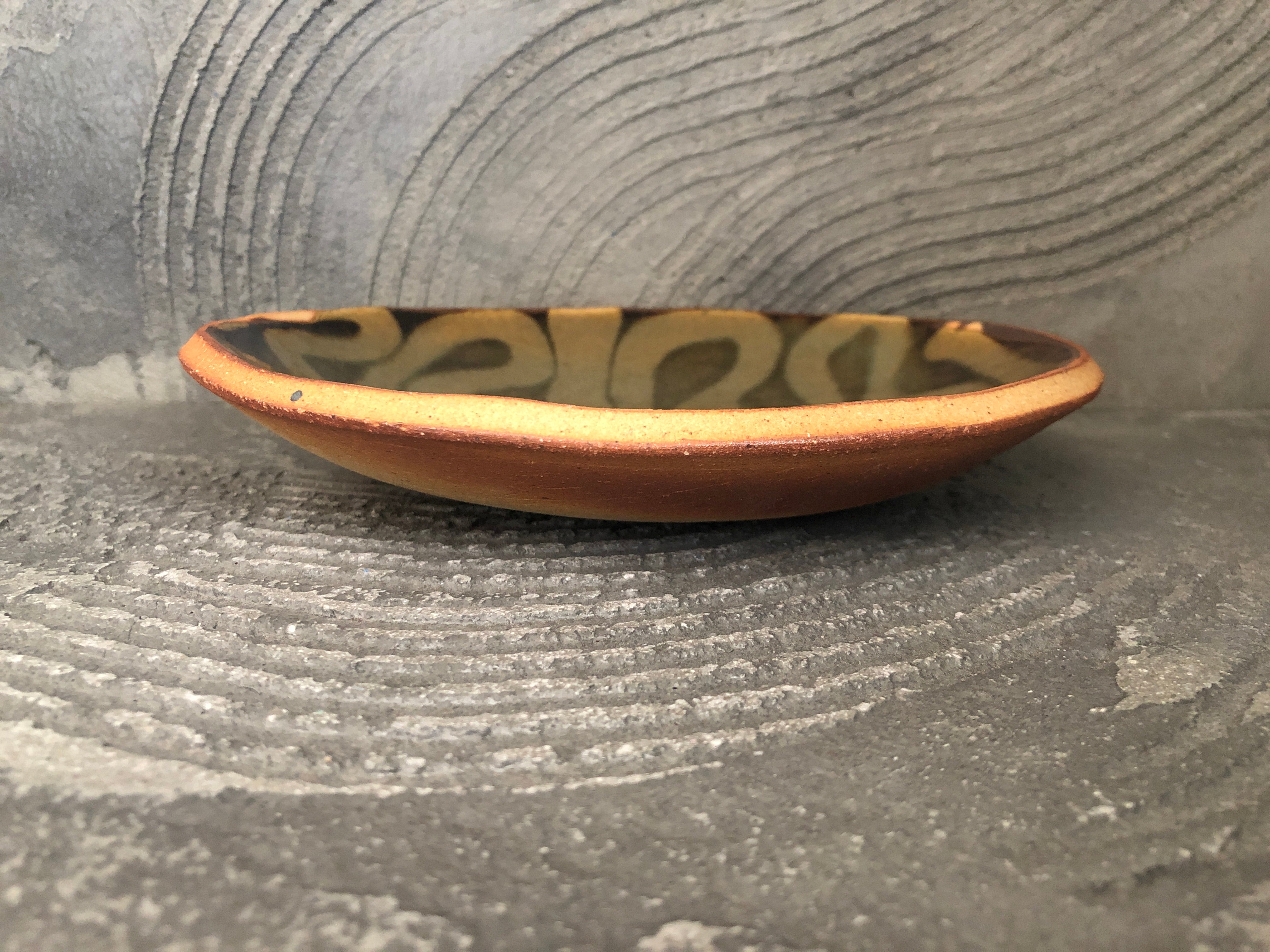 生畑皿山窯【京都】前野直史 スリップウェア 7寸皿A – UTSUWA HIYORI