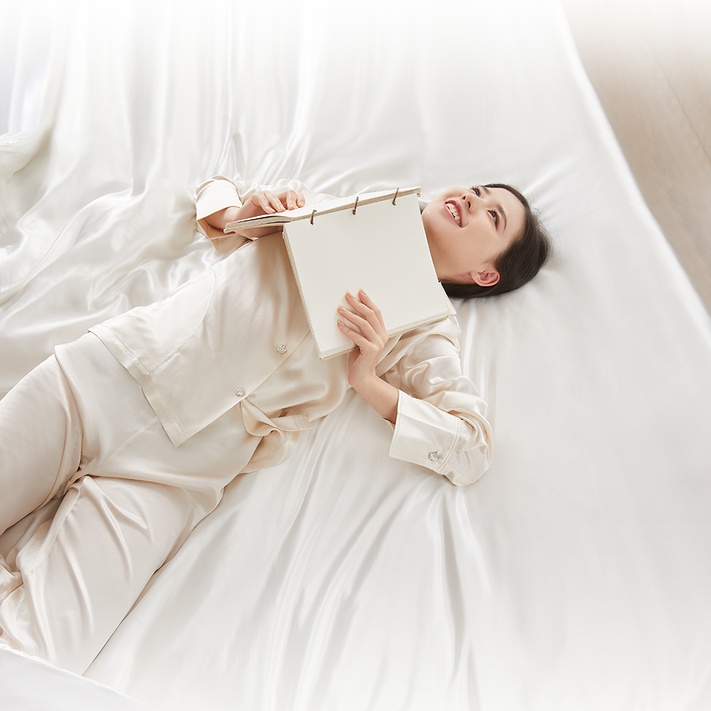 Utukky-シルクボックスシーツ