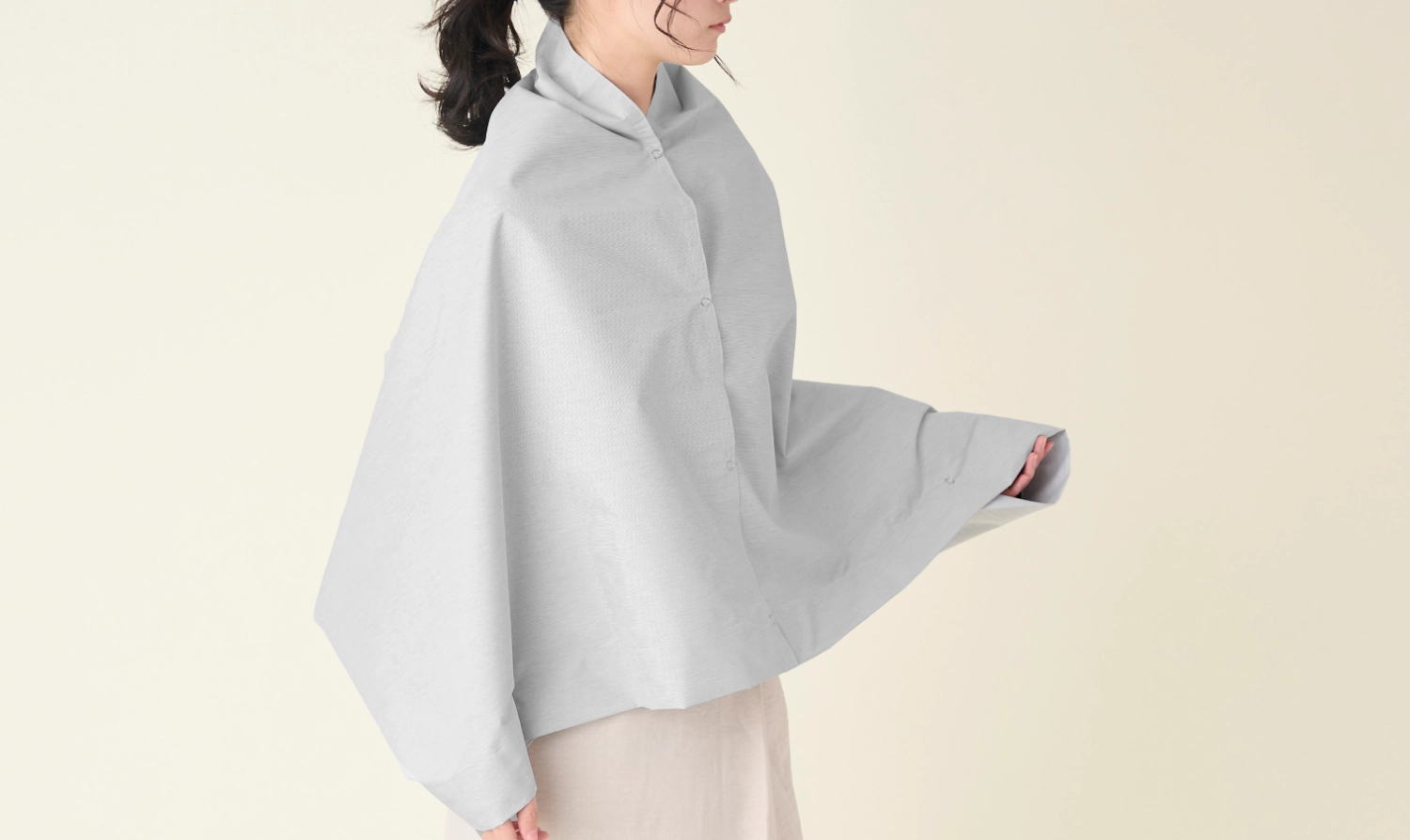 ワイド・ナガシカク｜完全遮光グッズ｜サンバリア100 | 完全遮光日傘