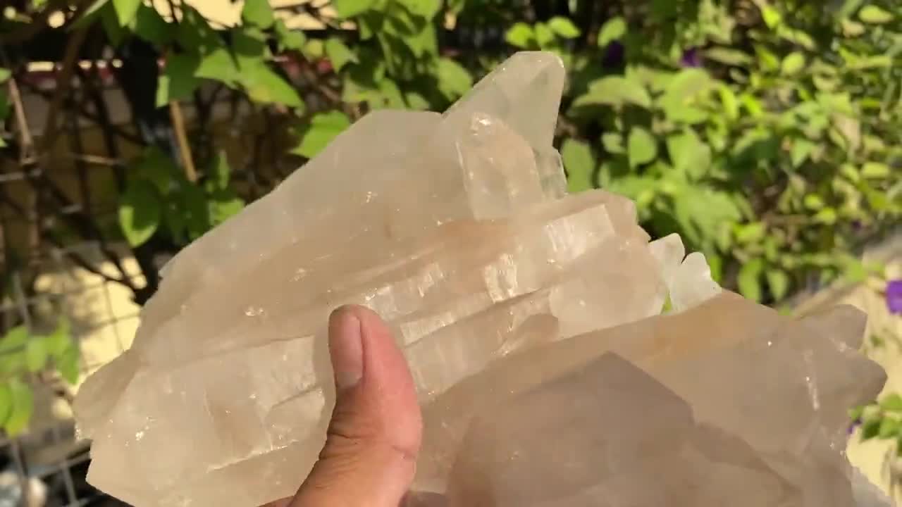 天然ピンクヒマラヤ水晶クラスター、原石（1.555kg） - Etsy 日本