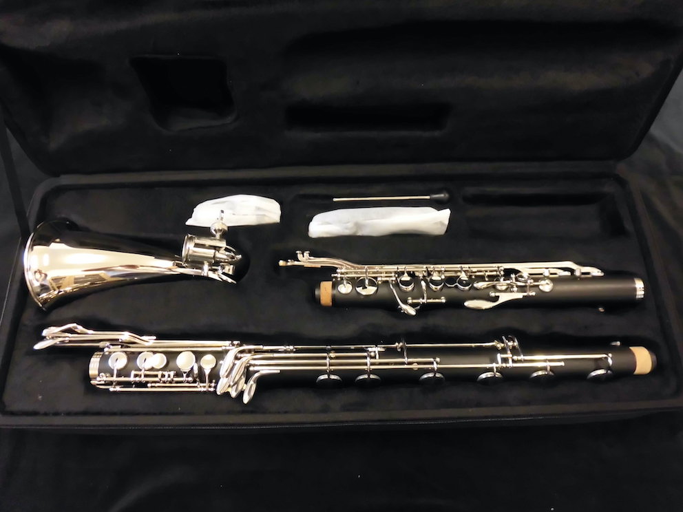 バスクラリネット中古のような低価格で音色や音程の良い新品楽器を販売中