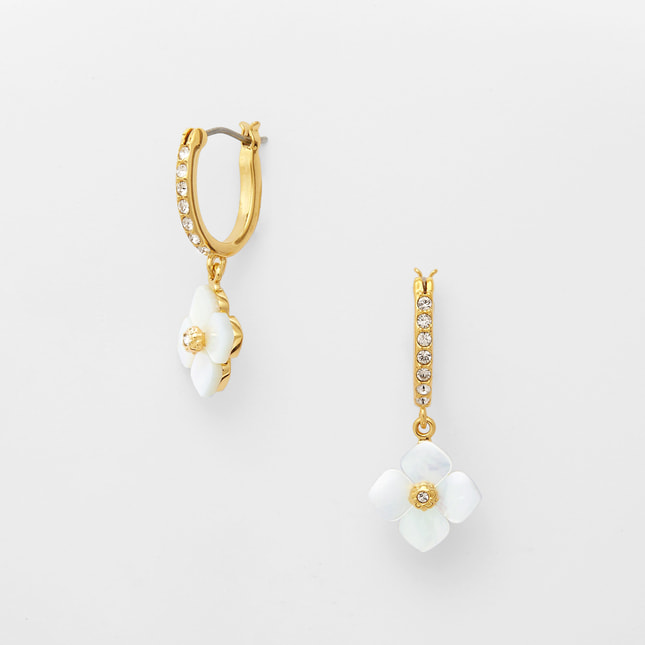 VBMA2002__DT シェルフラワー ピアス｜ピアス｜ヴァンドームブティック