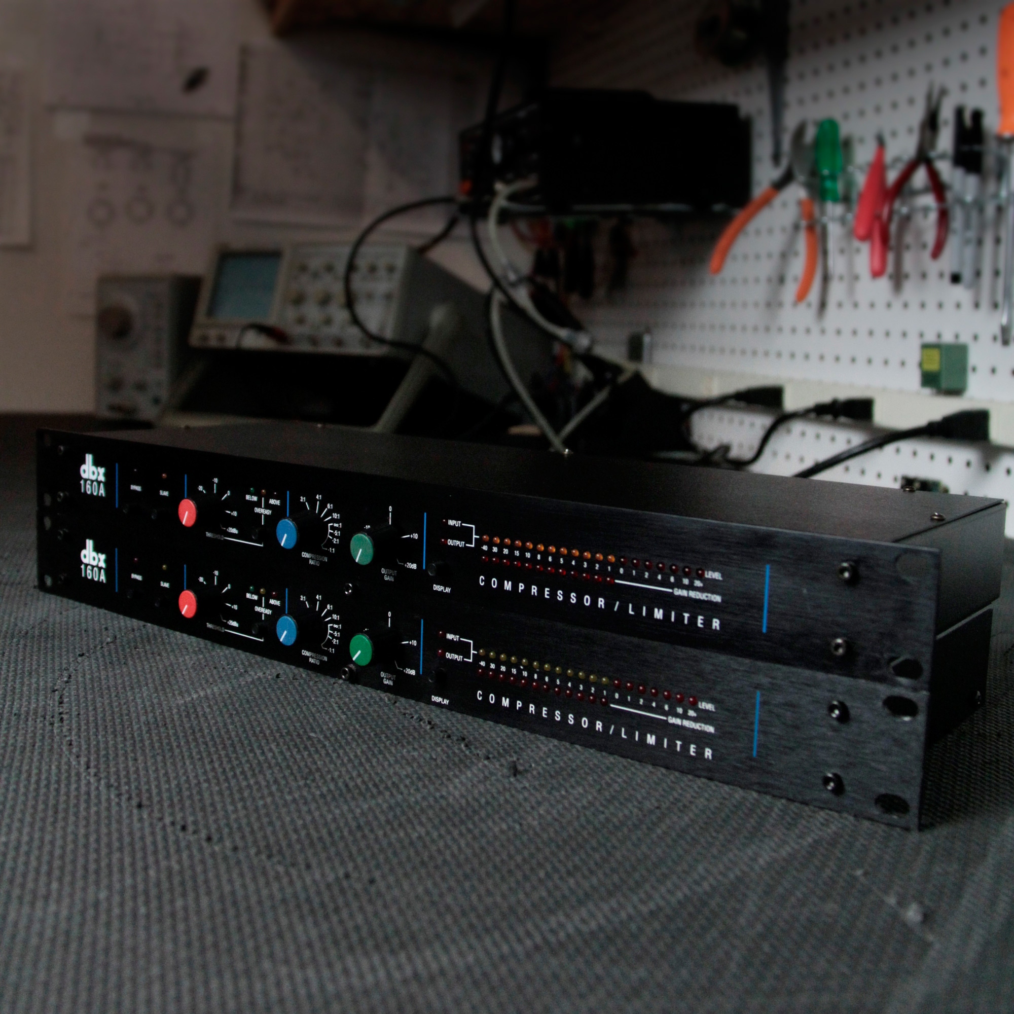 DBX 160A Pair (Used) - Vintage King