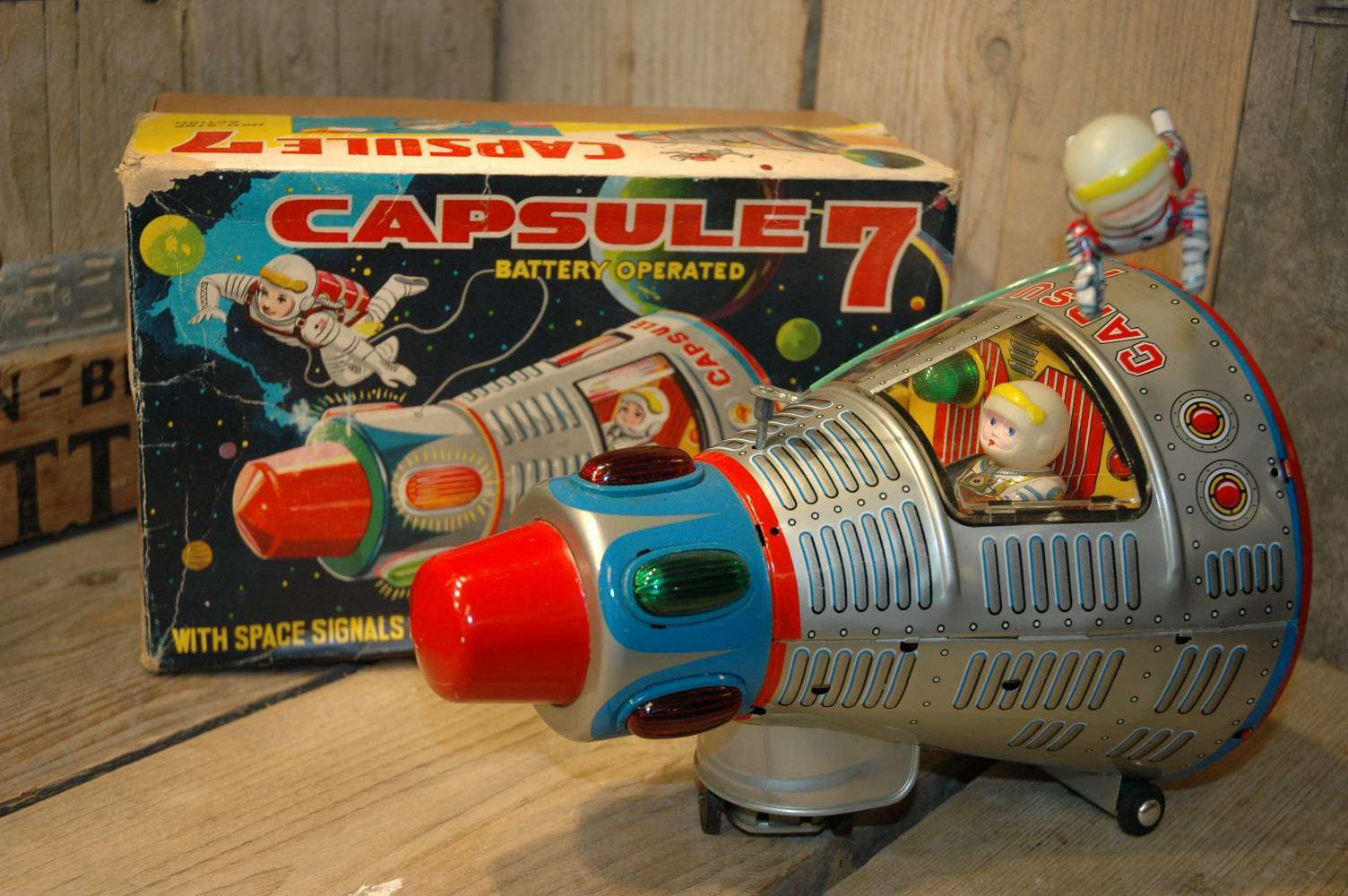 Modern Toys - Capsule 7 - Vintage Spacetoys