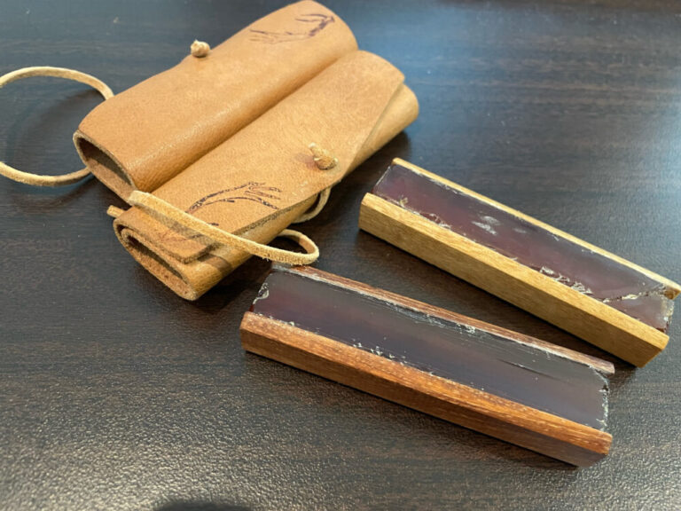 LEATHERWOOD bespoke クリスプ松脂 木製ケース皮ケース Amazon