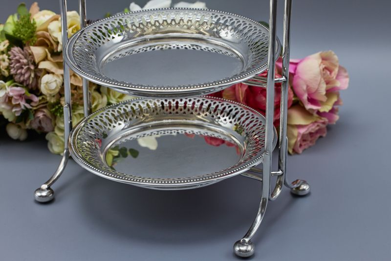 アンティークシルバー、アンティーク銀器、シルバープレート製 優美な