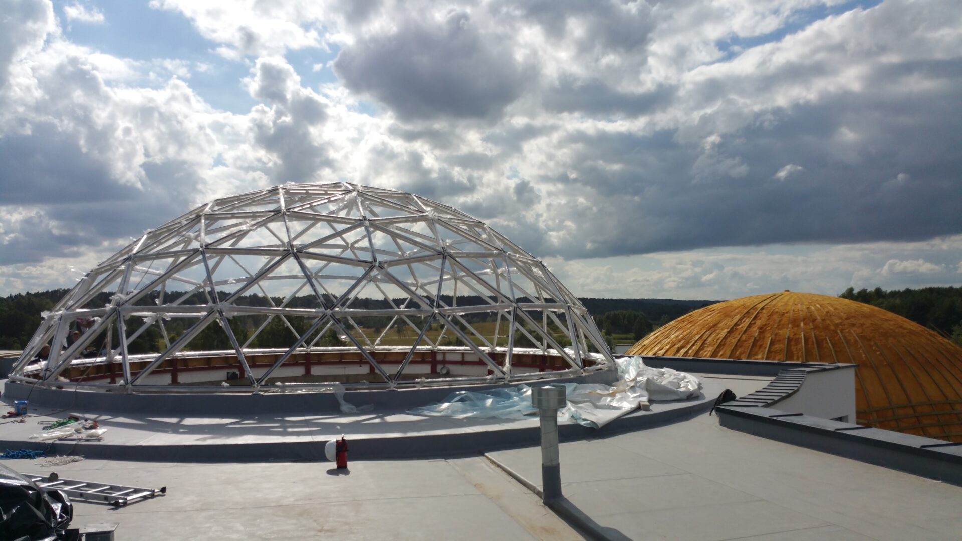 直径12mガラスドームトップライト Vytautas Mineral SPA | 日本で唯一