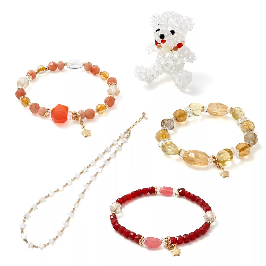 2026年版 “開運のカリスマ” 水晶玉子さんが監修『開運暦アクセサリー