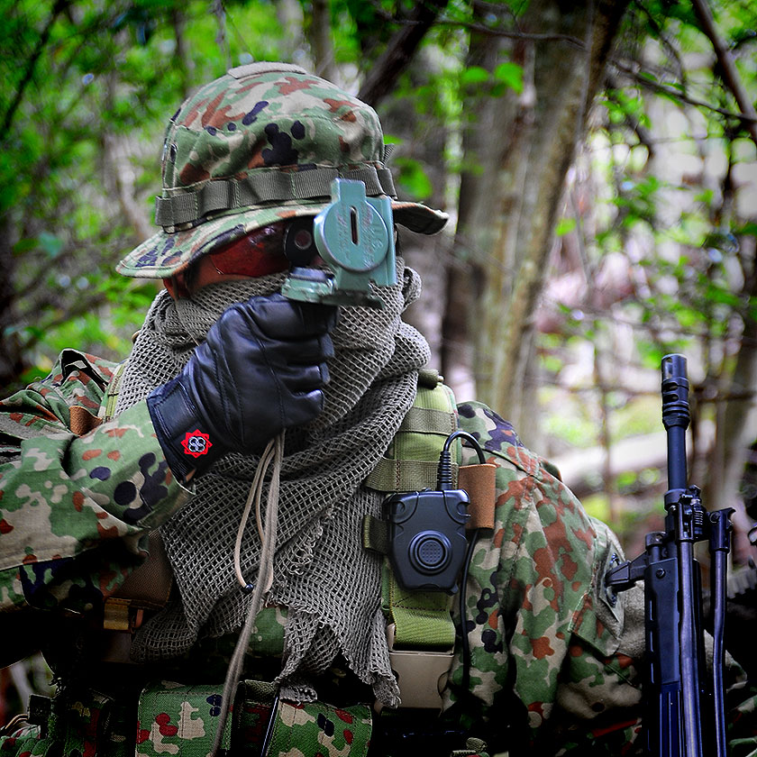 田村装備開発 × VOLK CQB TACTICAL GLOVE MODEL 3 SHORT | VOLK