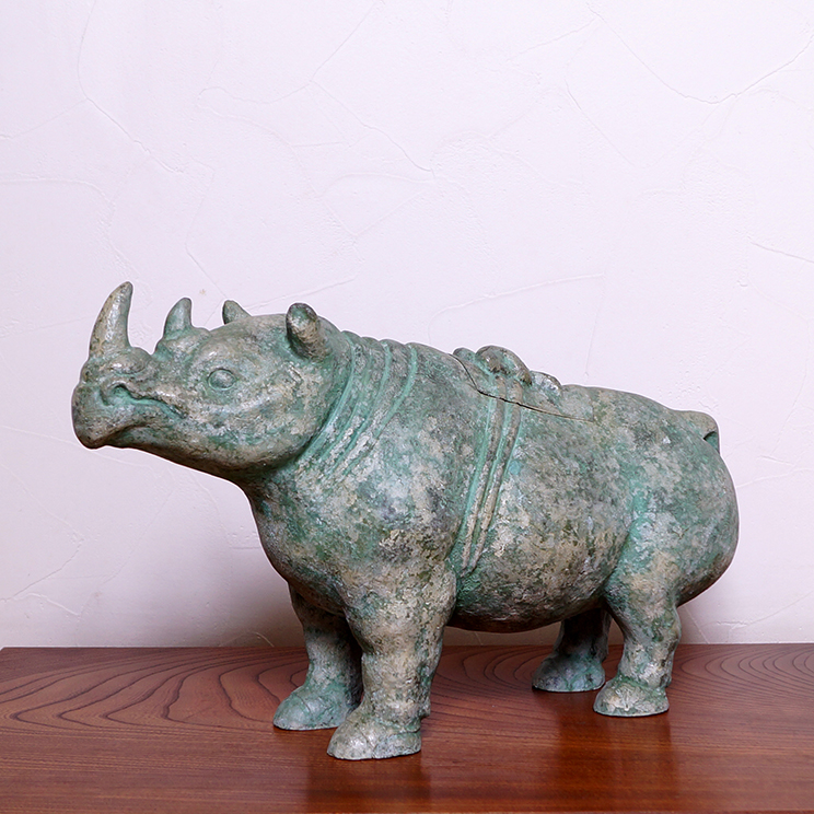 青銅置物「サイ」 | 和銅寛オフィシャルサイト