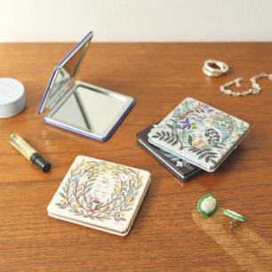 松尾ミユキ | 猫本専門書店 書肆 吾輩堂