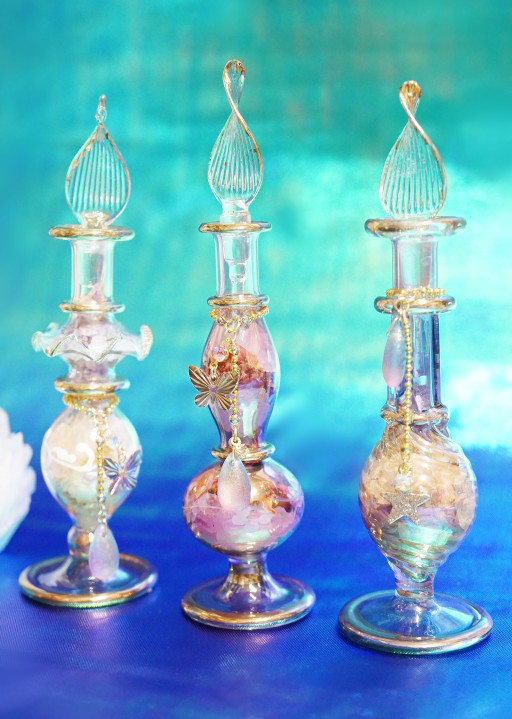 六花さんのアロマモイストポプリ(香水瓶型)