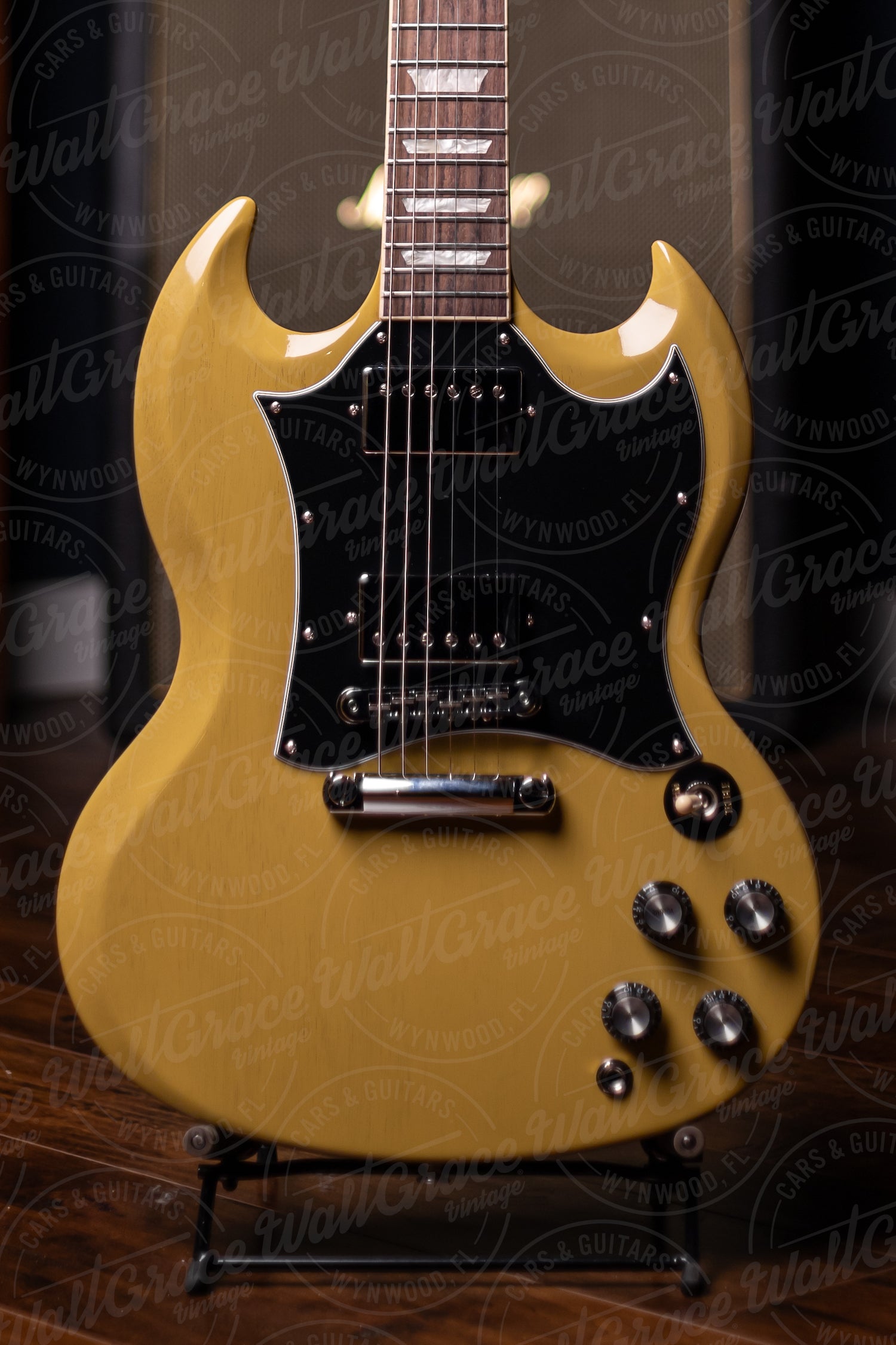 Gibson SG Standard Electric Guitar - TV Yellow – Walt Grace Vintage