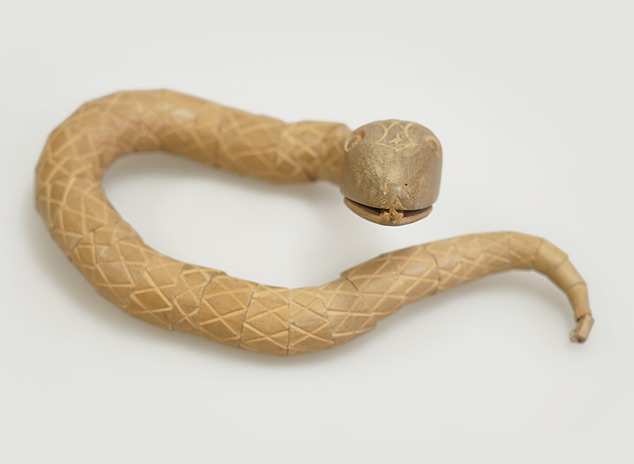 へび | わらべ館 [童謡・唱歌とおもちゃのミュージアム]