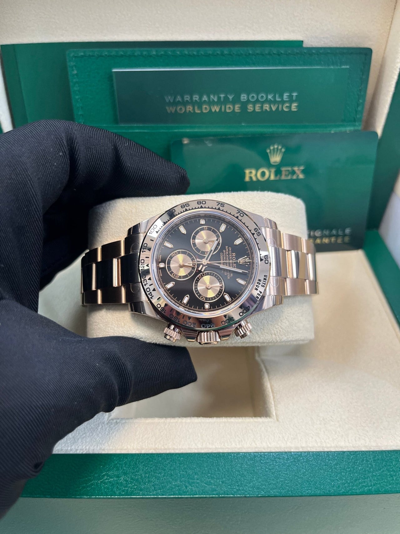 Rolex Daytona Everose Gold Cosmograph/ Black Index Dial (Ref