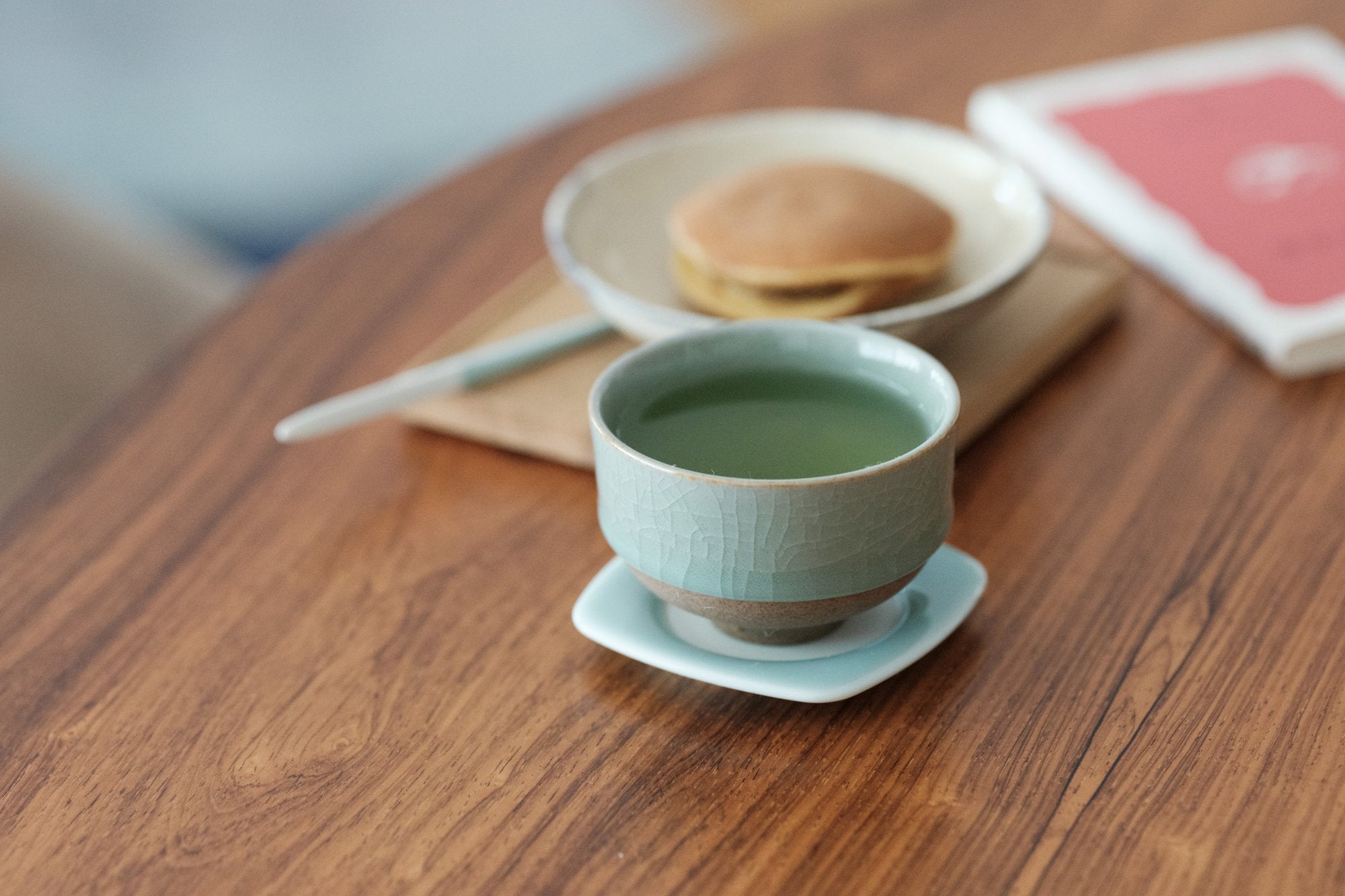 乙なもの】鍋島青磁 茶托｜鍋島虎仙窯