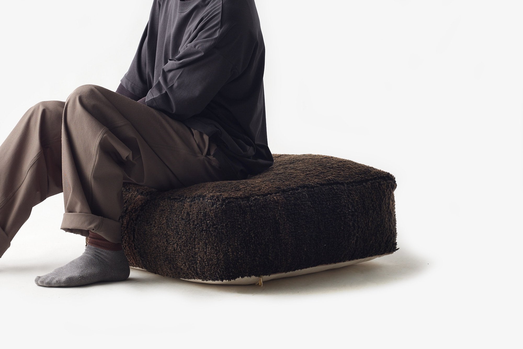 POUF プフ｜LIGHT YEARS ライトイヤーズ