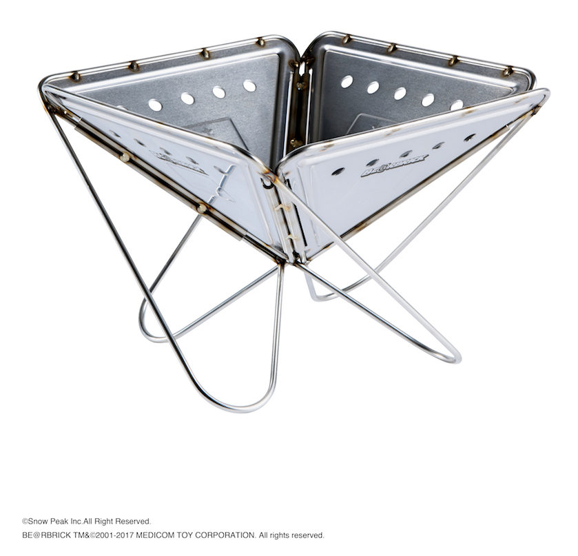 あのクマも外遊び？ snow peakからBE@RBRICKモチーフ限定ギアが登場