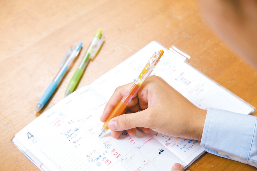 LJU-10EF-B｜ジュース 05 極細｜PILOTウェブカタログ