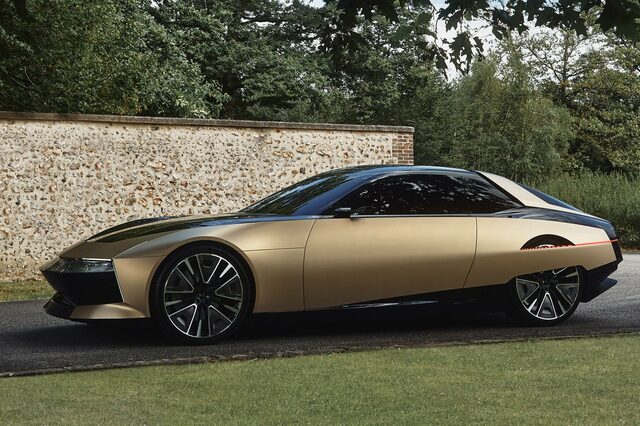 ランボルギーニ「ムルシエラゴ」に40周年記念モデル 【ニュース】 - webCG