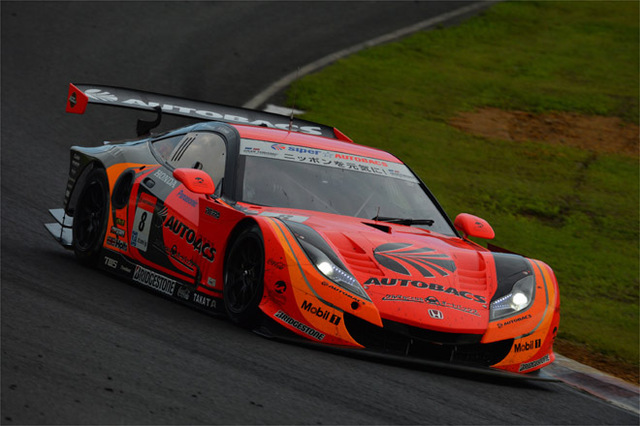 ARTA、波乱のレースで2階級制覇【SUPER GT 2013】 【ニュース】 - webCG