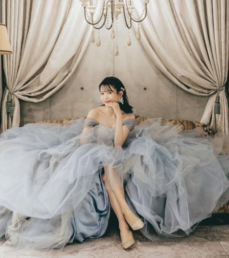 前撮りで人気のカラードレスから、厳選20着をご紹介♡新作もあり