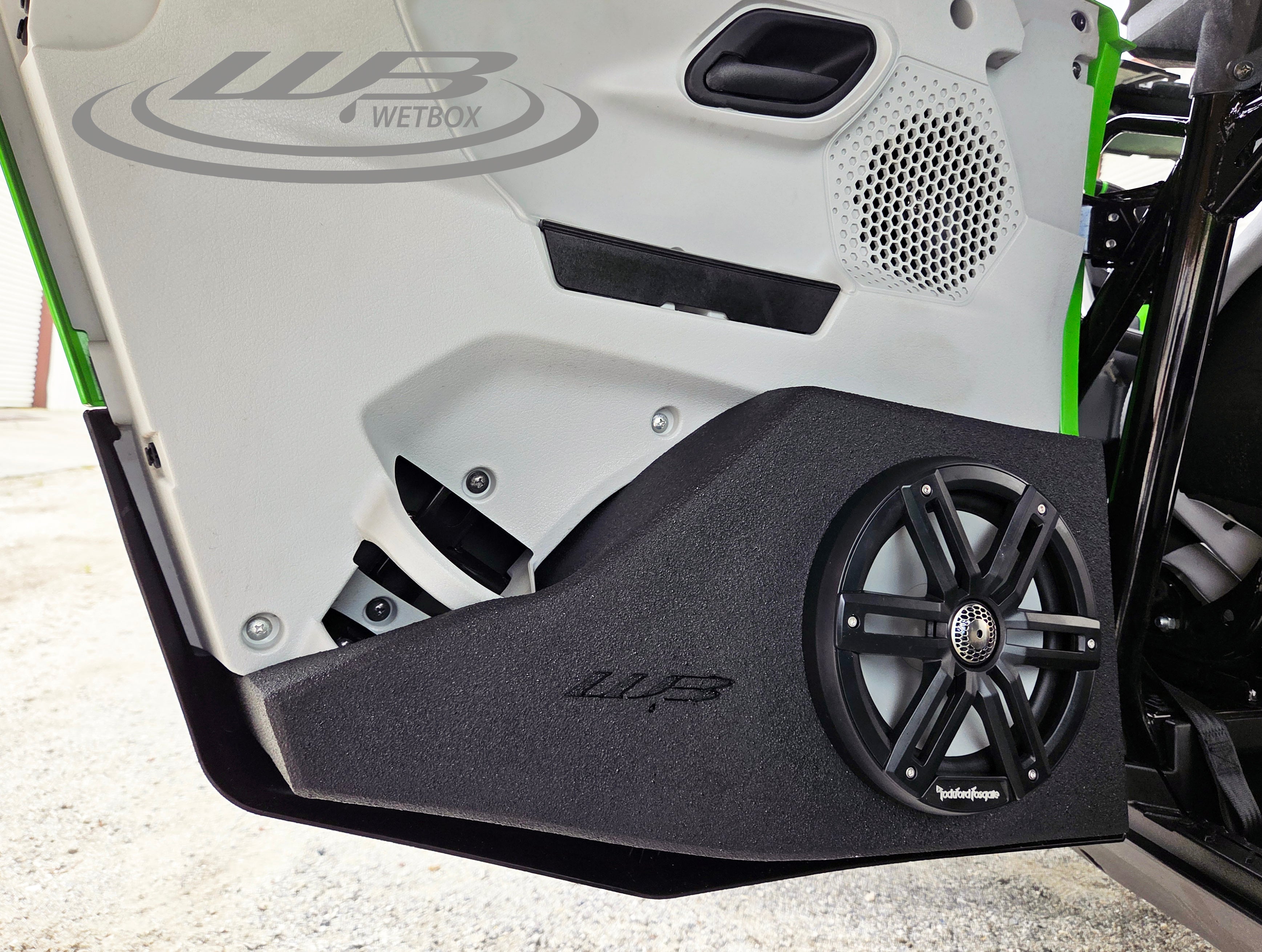 8DOOR2_3474x.jpg?v=1757767576