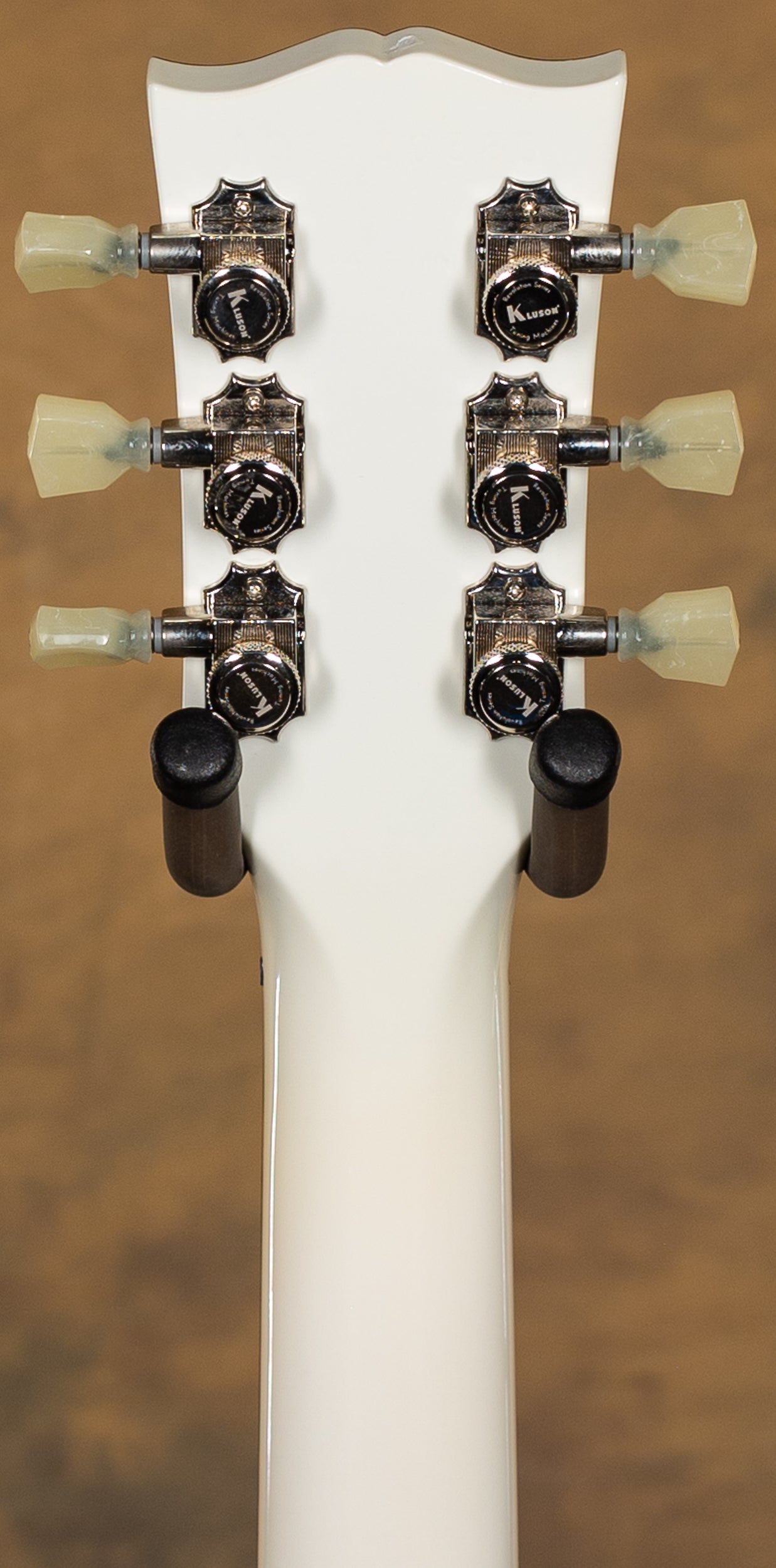 2016 Gibson Les Paul Studio Alpine White - Willcutt Guitars