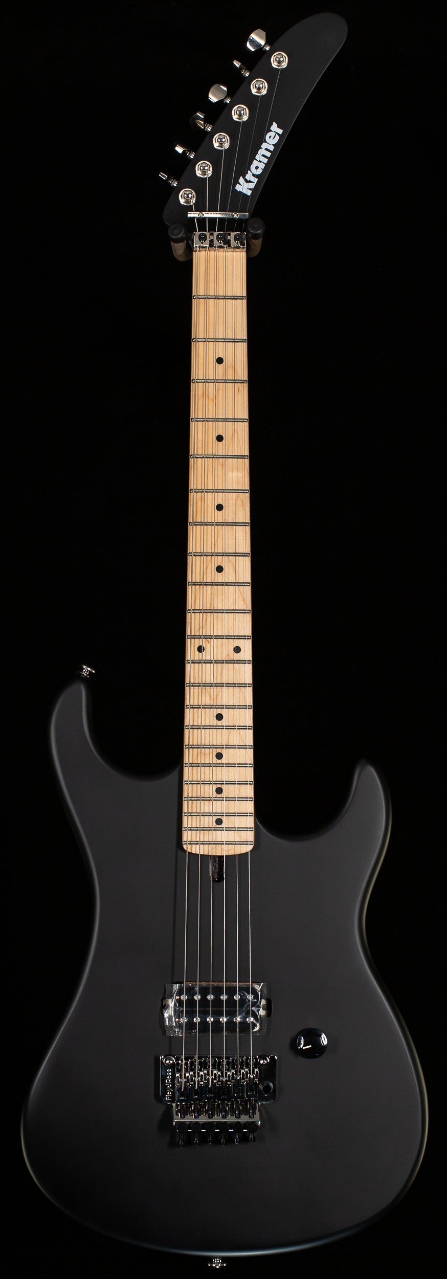 Kramer The 84 Intruder Black Satin (073) - Willcutt Guitars