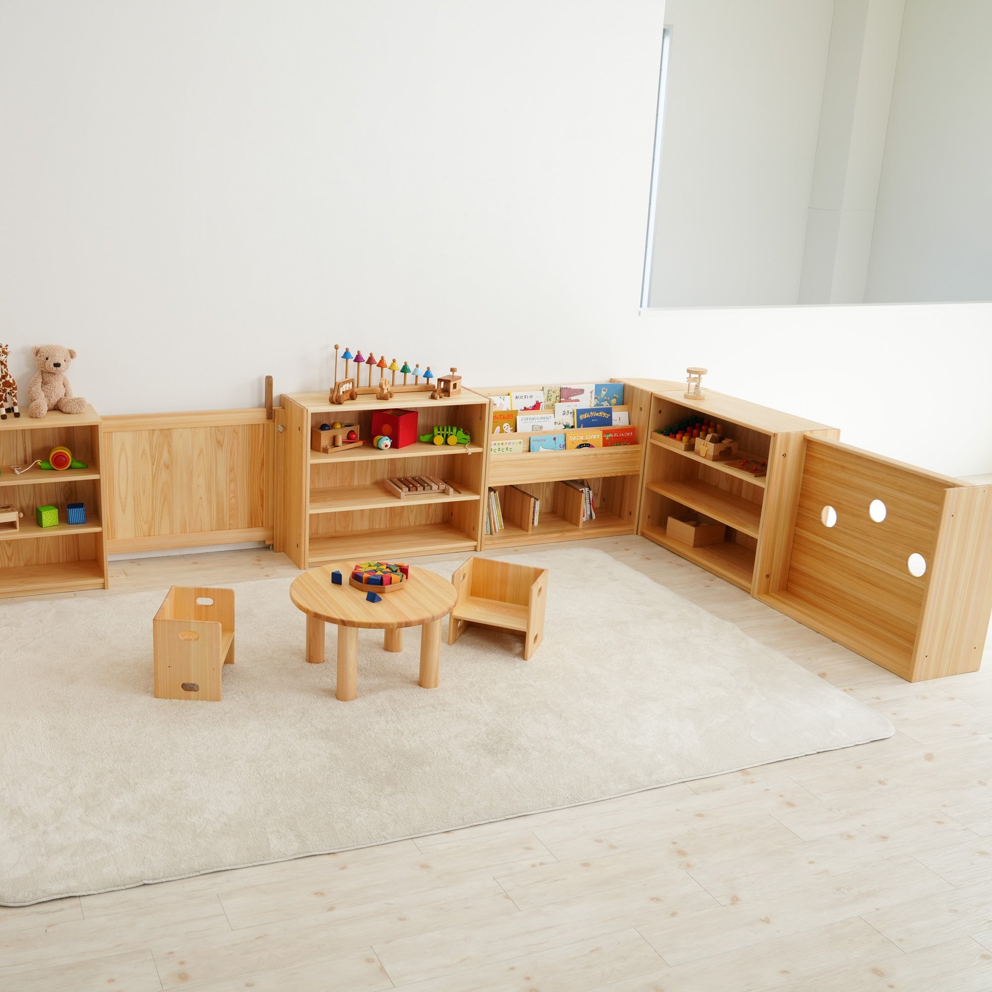 収納棚・ロッカー（ほいくえん家具） – なかよしライブラリー