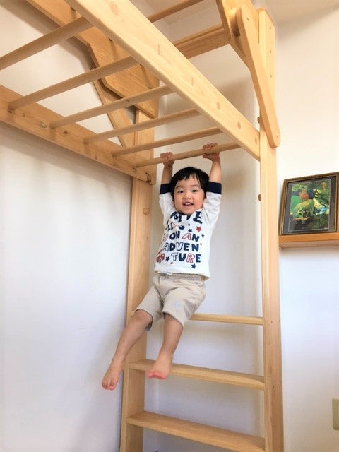 握力低下の防止に 【室内用うんてい】鉛筆を握る、物を持つ。握力低下