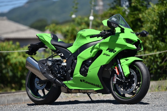 ZX-10R/ZX-10RR(21-)バックステップキット. | ライディングステップ