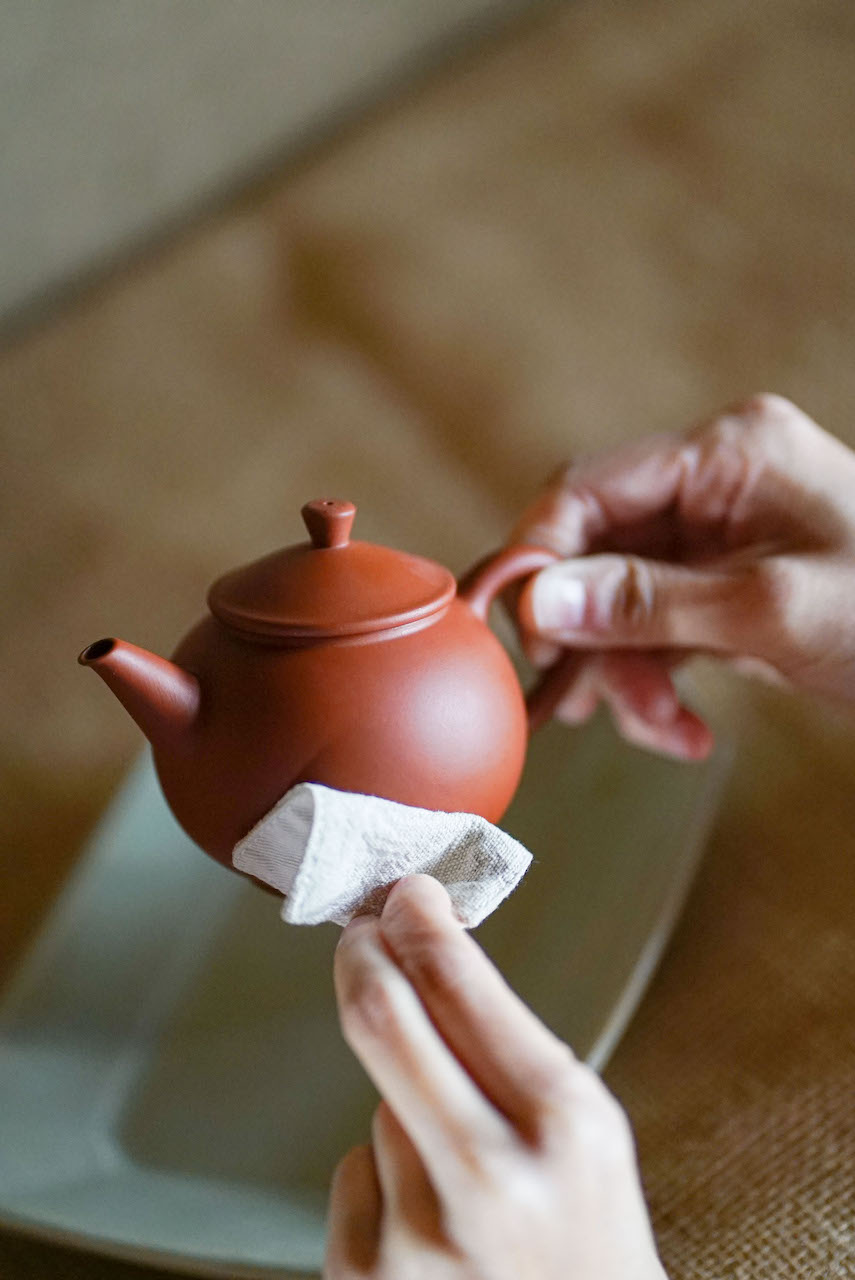 朱泥急須 淹れるほどに美味しく！気品を養う年月の急須 - 琅茶 Wolf Tea